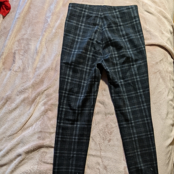Zara pants - Picture 2 of 2